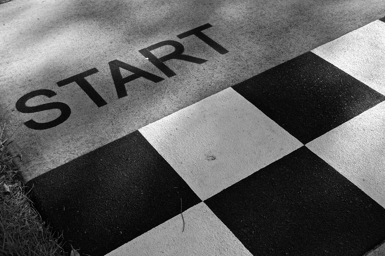Start Ready Competition Track  - MemoryCatcher / Pixabay